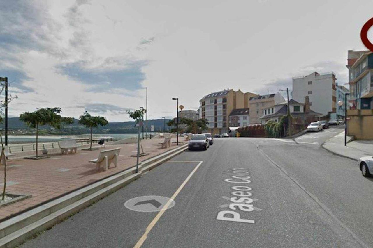 Vivienda En 1ª Linea De Playa Rapadoira Fozアパートメント エクステリア 写真